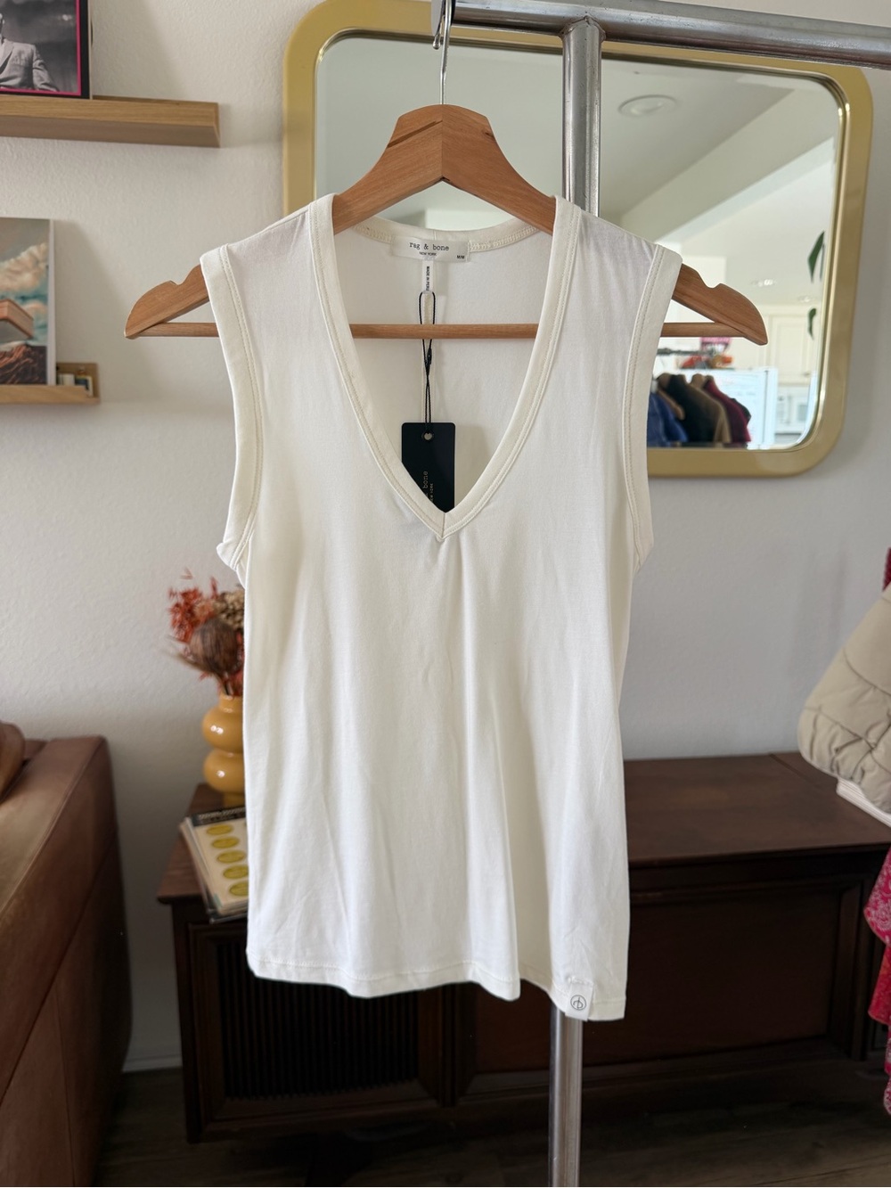 rag & bone Cream V-Neck Sleeveless Tank